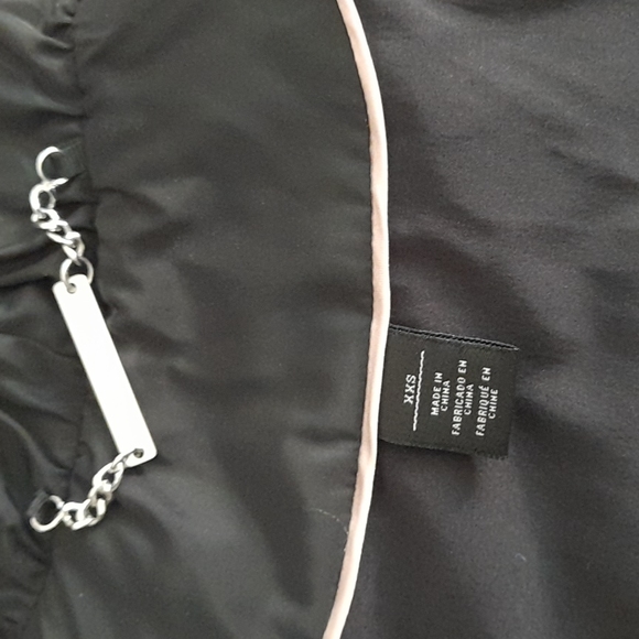 White House Black Market Sz XXS Puffer Vest - Picture 5 of 6